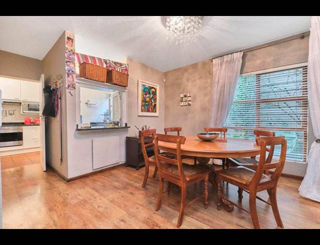2 BEDROOM HOUSE FOR SALE IN BENMORE GARDENS